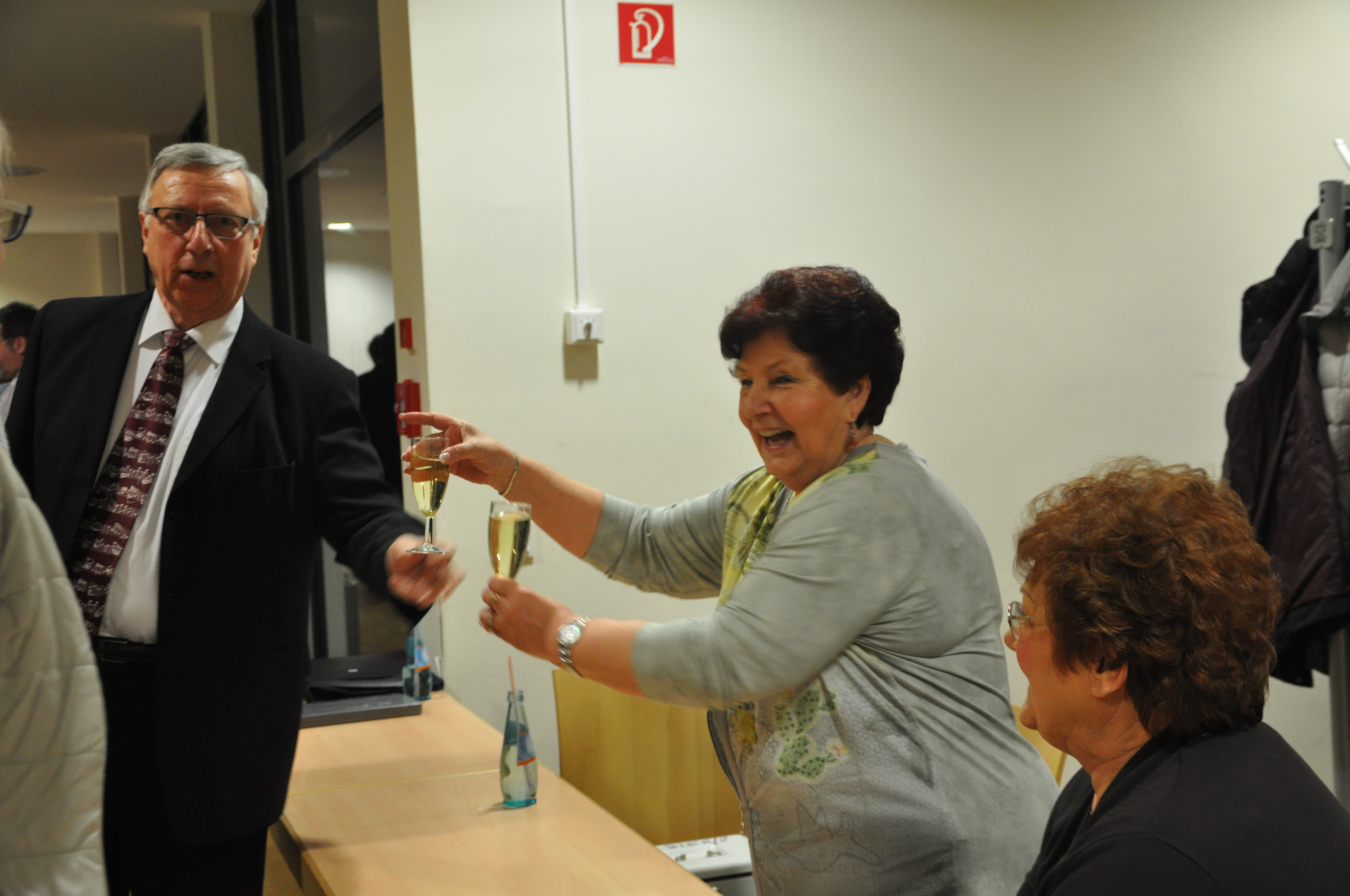 DSC_0933.JPG DSC_0933.JPG