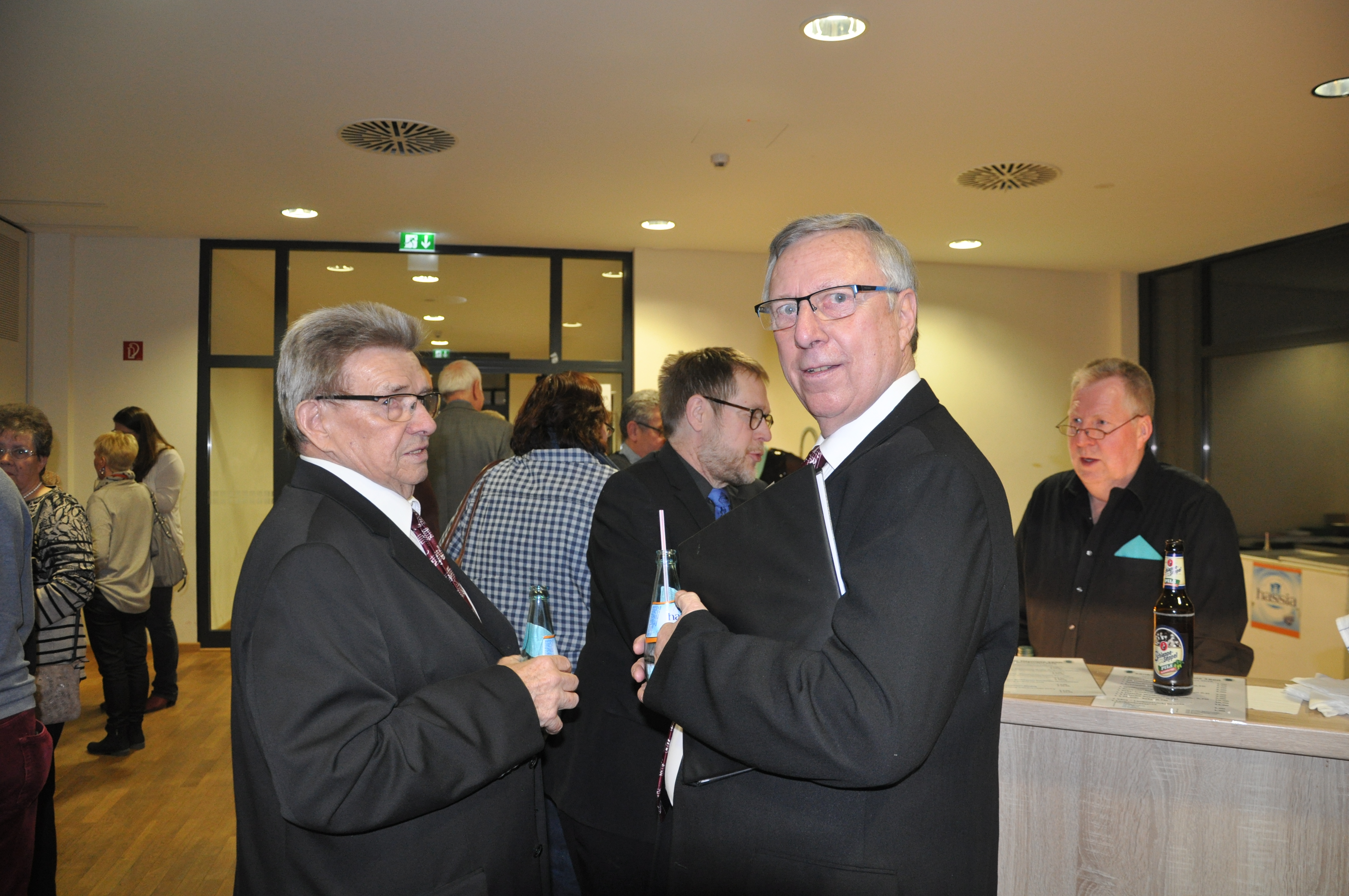 DSC_0951.JPG DSC_0951.JPG